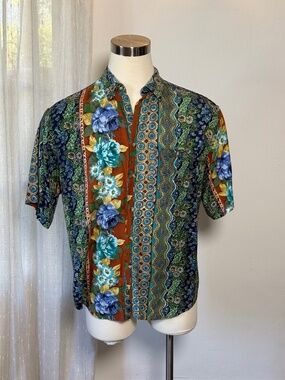 Vintage Gianfranco Rossi Floral Medallion Rayon Shirt Men's M Resort